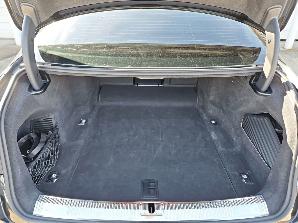 Used 2019 Audi A8 L 3.0T w/ Executive Package image 33
