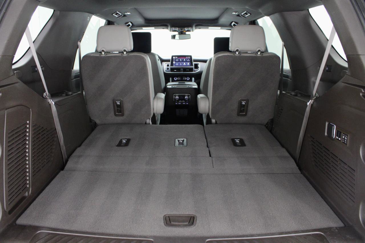 Used 2022 GMC Yukon SLT w/ SLT Premium Package image 74