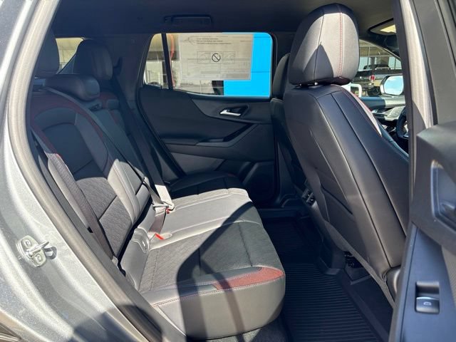New 2026 Chevrolet Equinox RS w/ Convenience Package III AWD/4WD image 17