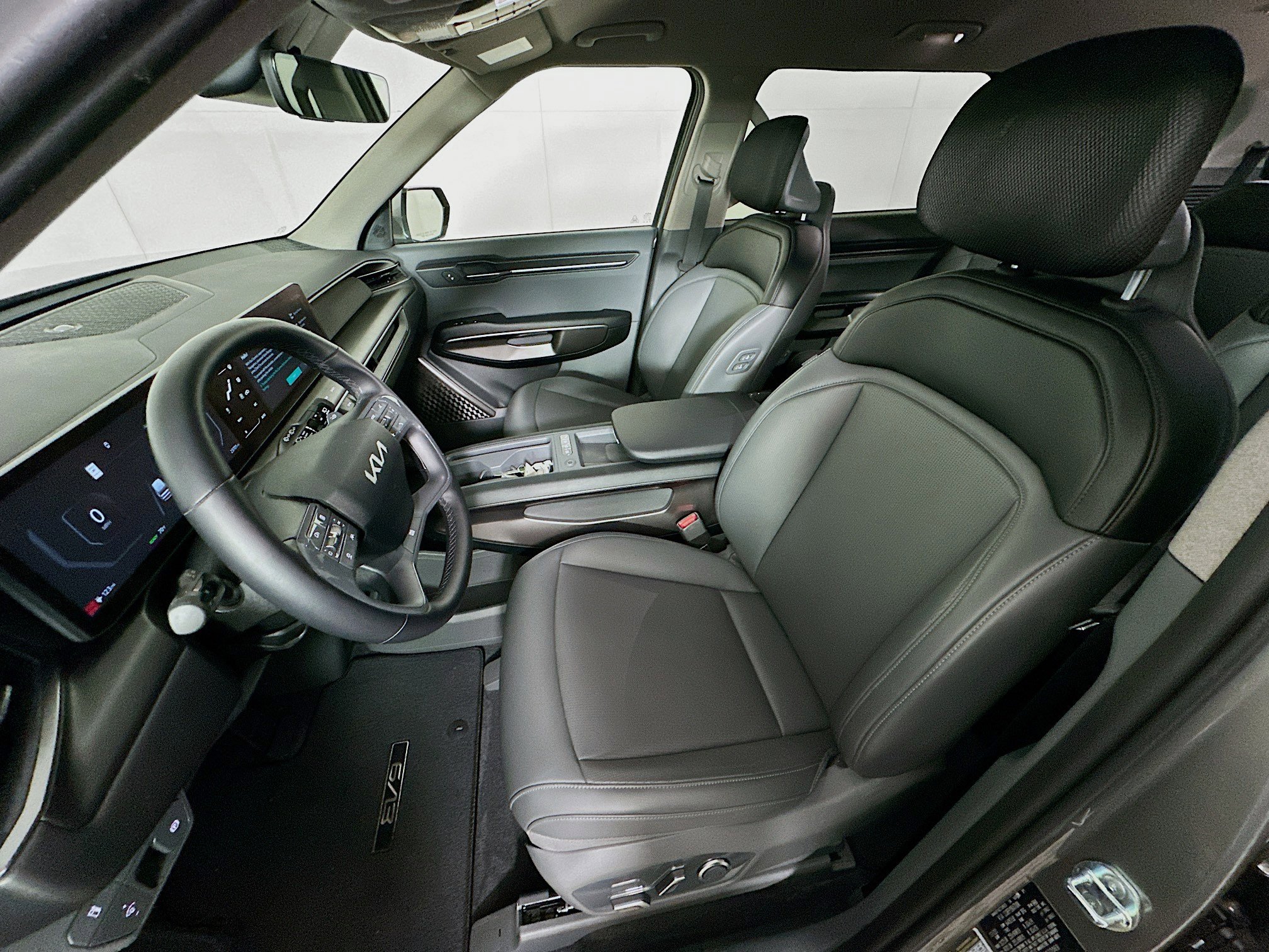 Used 2024 Kia EV9 Light Long Range image 13