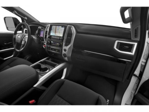 Used 2022 Nissan Titan SV image 18