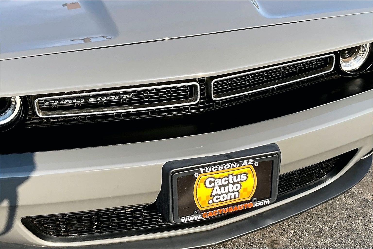Used 2019 Dodge Challenger SXT RWD image 28