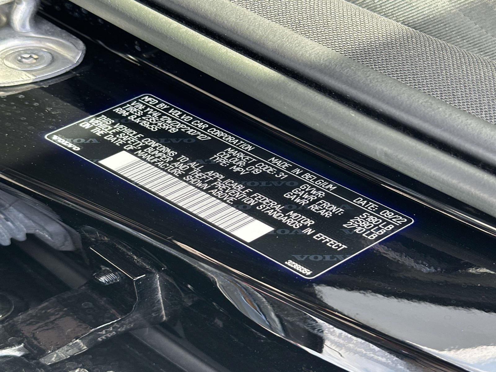 Certified 2023 Volvo V60 B5 Cross Country Plus w/ Climate Package image 28