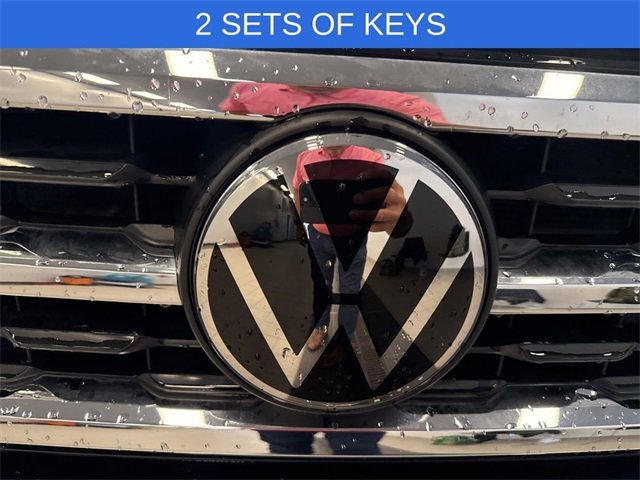 Used 2023 Volkswagen Atlas Cross Sport SEL image 3