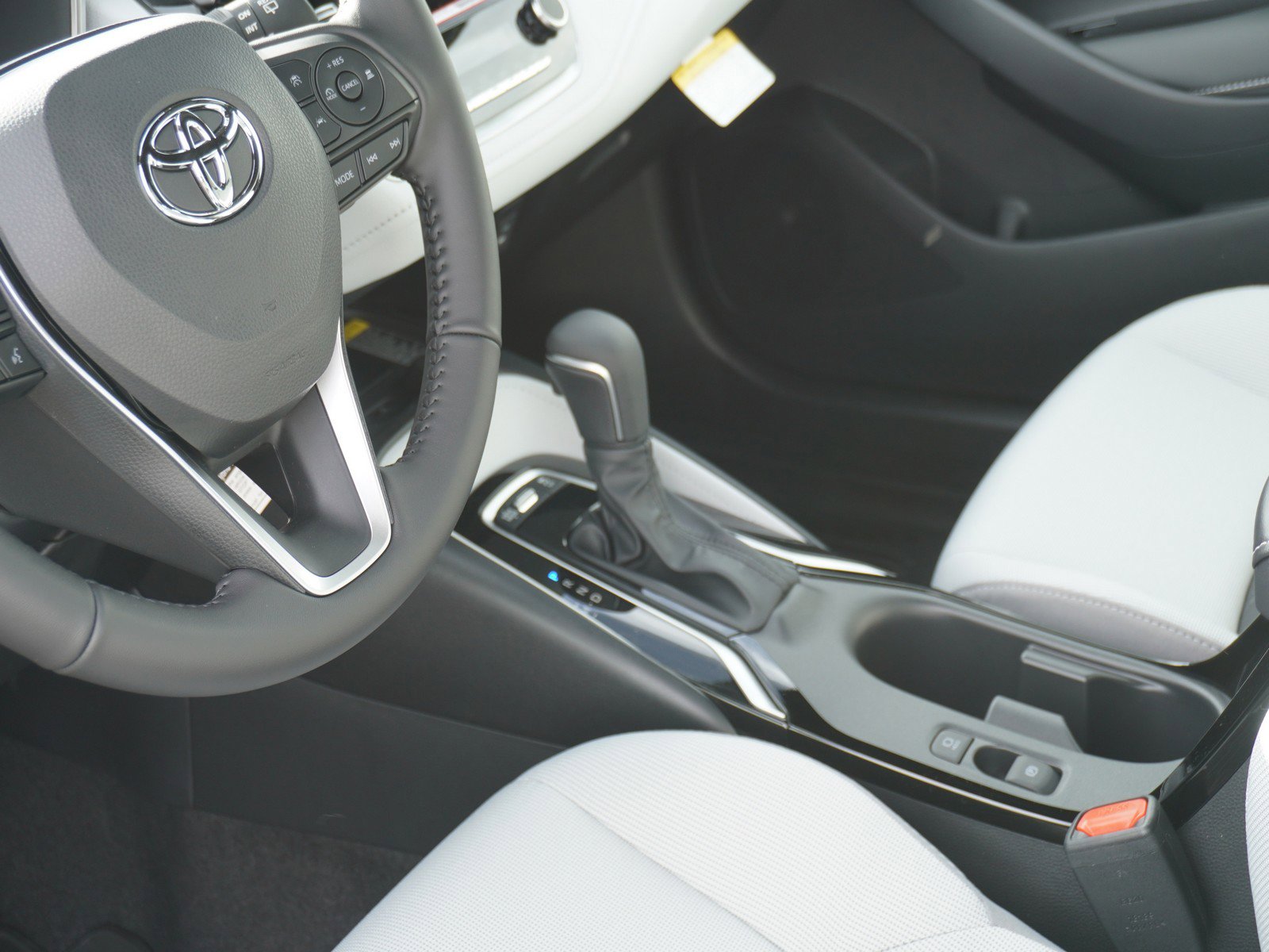 New 2026 Toyota Corolla SE image 19