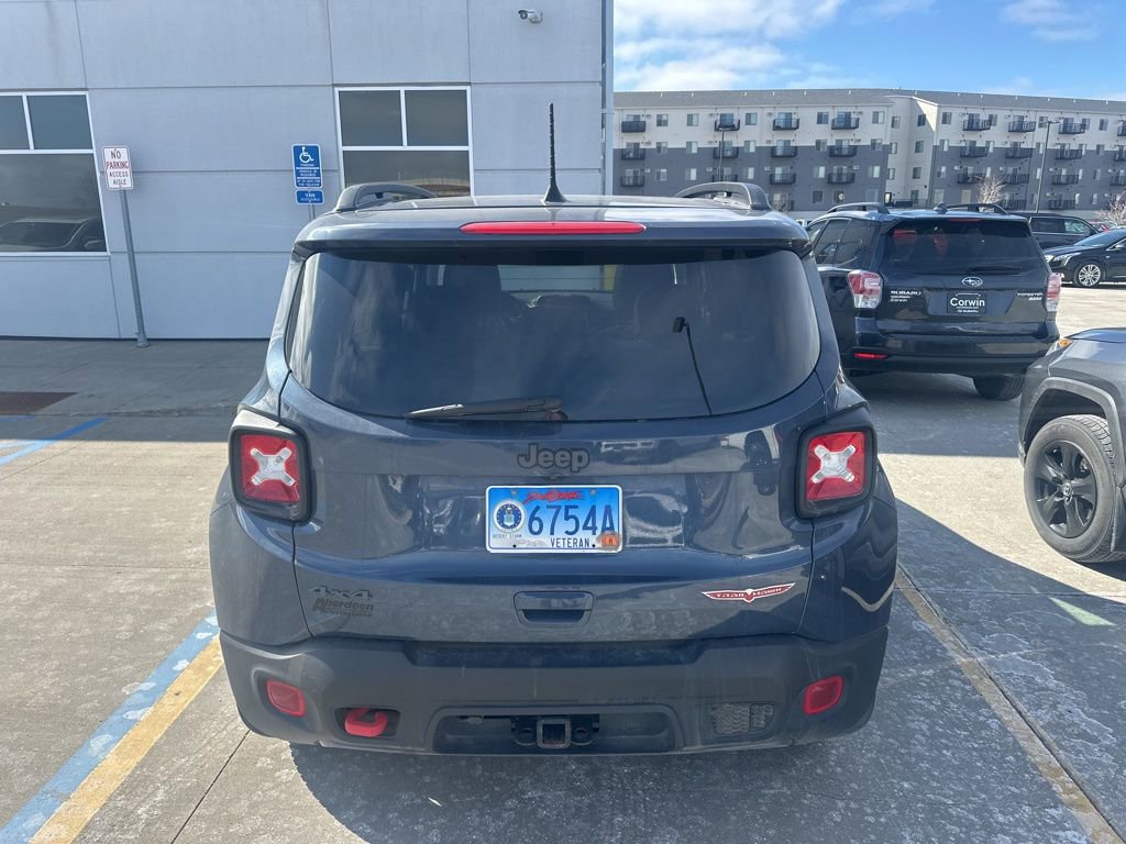 Used 2022 Jeep Renegade Trailhawk w/ Sun/Sound Group image 9