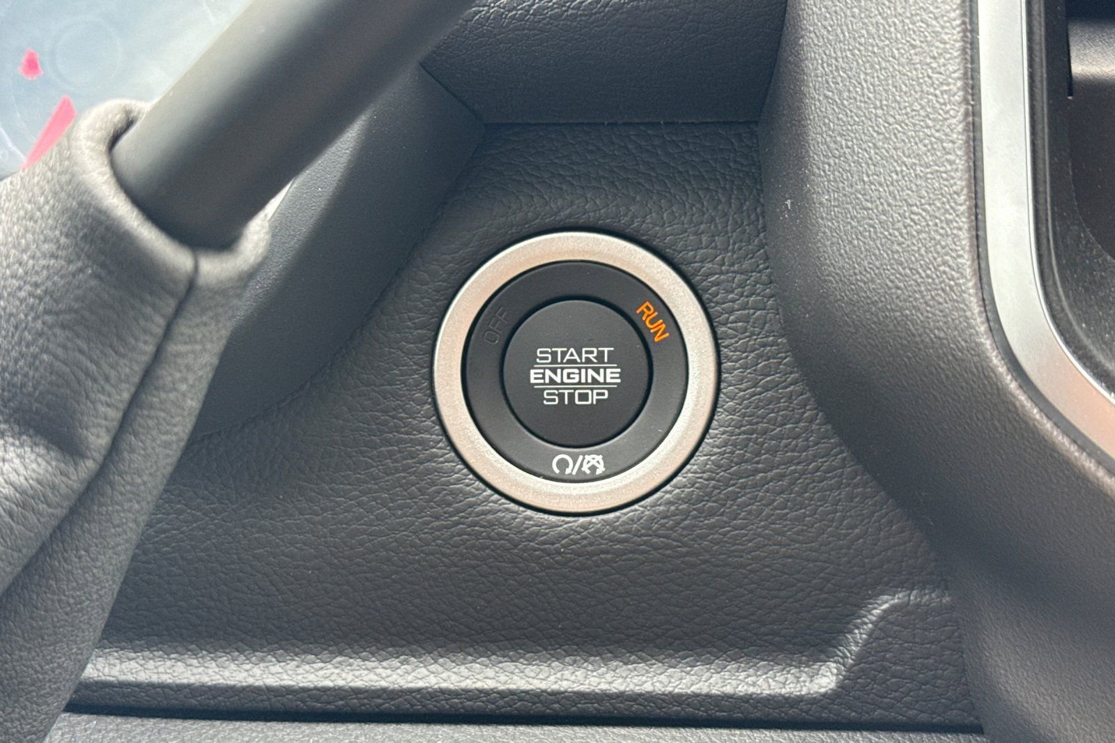 New 2026 RAM 3500 Big Horn AWD/4WD image 18
