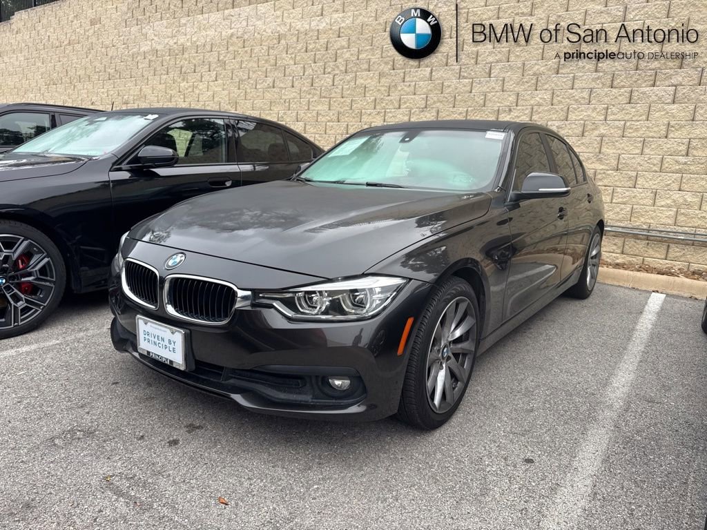 Used 2018 BMW 320i Sedan