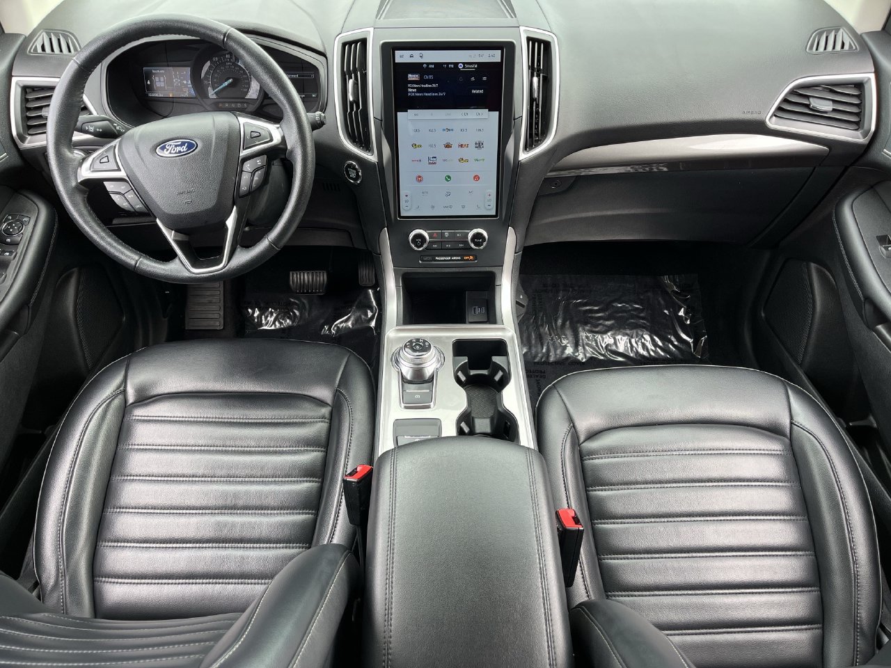 Used 2024 Ford Edge SEL AWD/4WD image 9