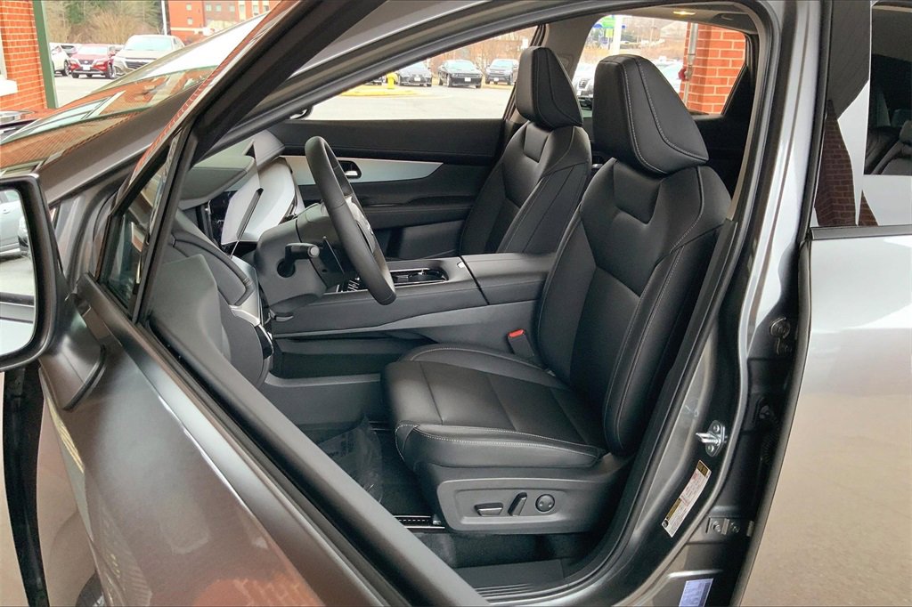 New 2025 Nissan Murano SL image 9