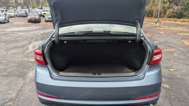 Used 2015 Hyundai Sonata SE image 13