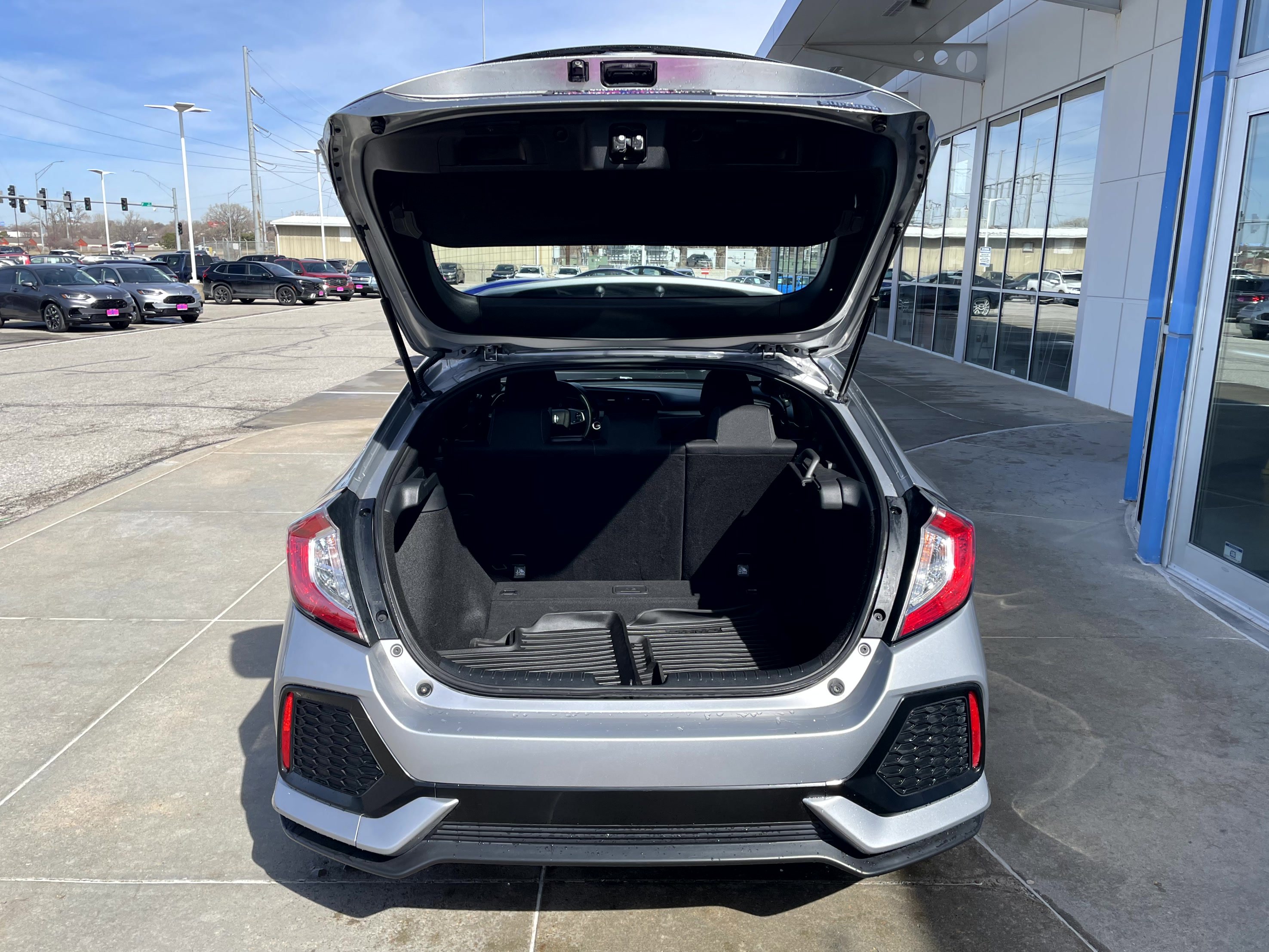 Used 2019 Honda Civic EX image 9