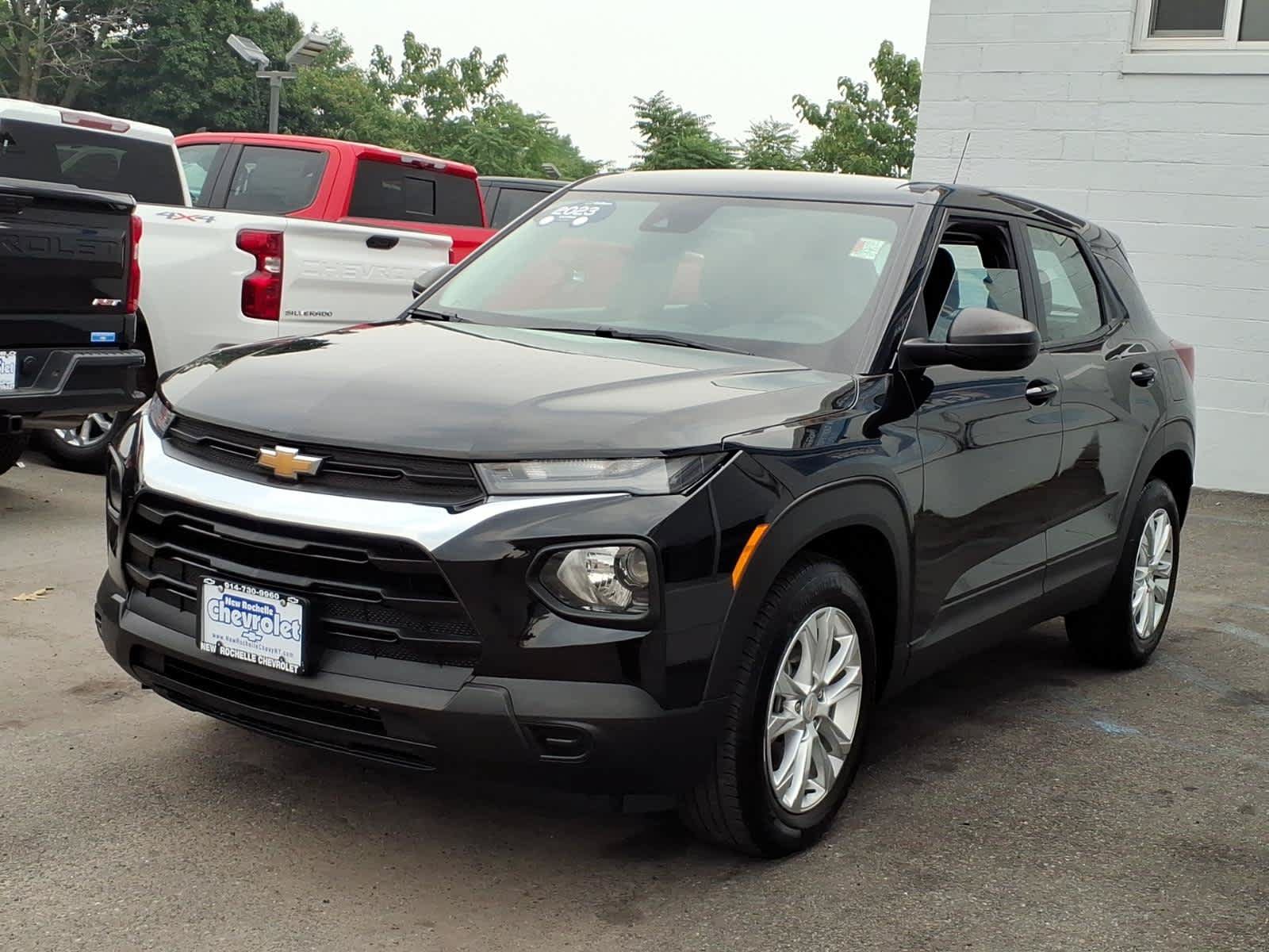 Certified 2023 Chevrolet TrailBlazer LS FWD image 3