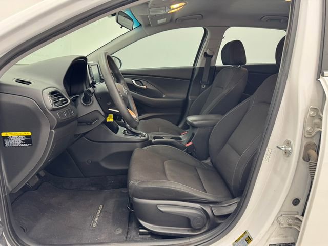 Used 2018 Hyundai Elantra GT image 17