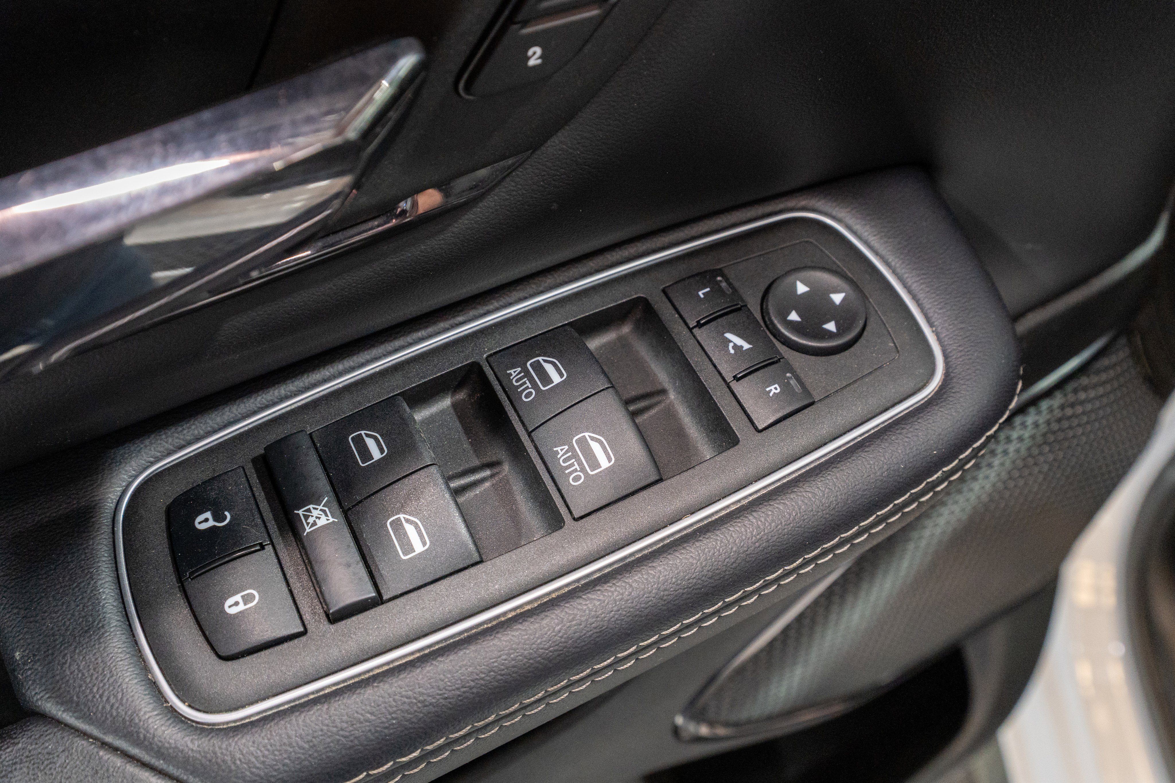 Used 2024 RAM 1500 Limited AWD/4WD image 17