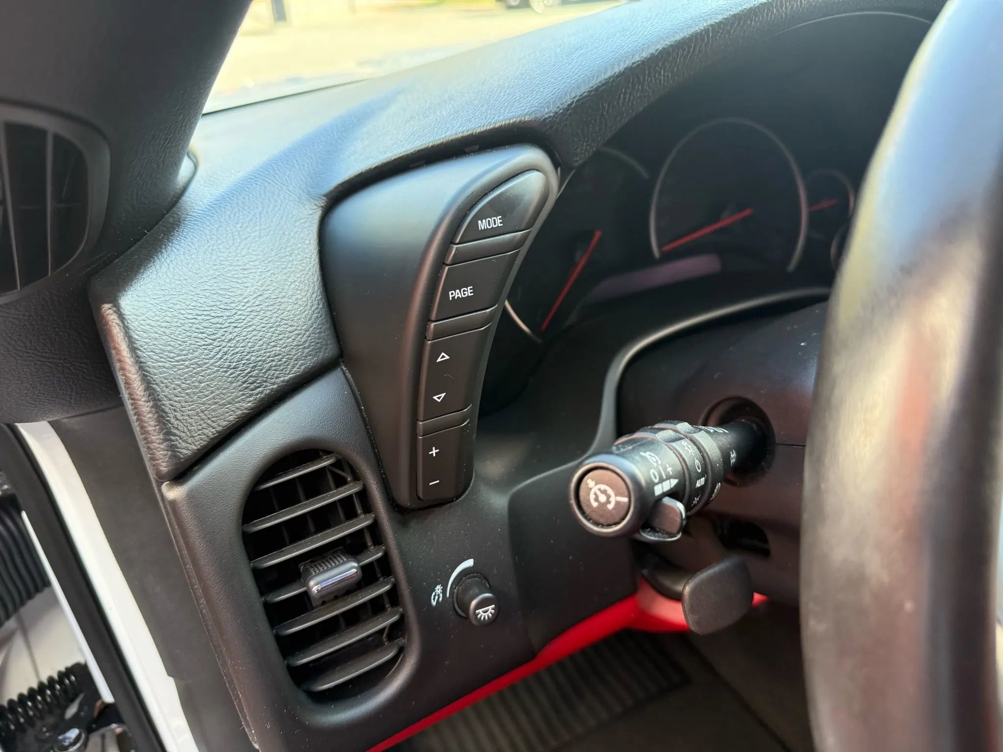 Used 2008 Chevrolet Corvette Coupe w/ Preferred Equipment Group image 21