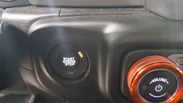 Used 2021 Jeep Gladiator Sport image 28