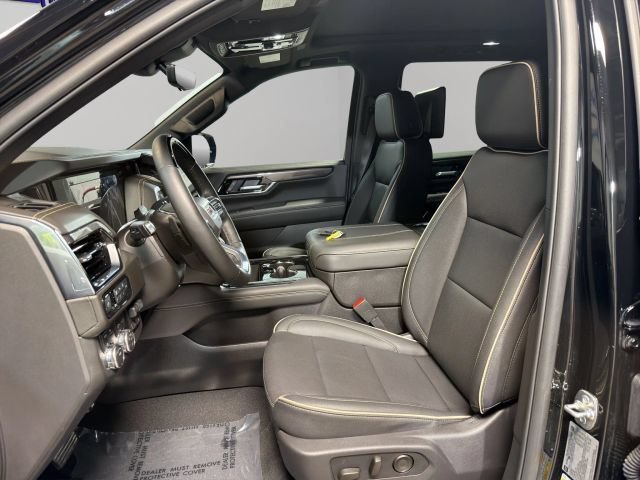 Used 2026 GMC Yukon Elevation w/ Elevation Premium Package AWD/4WD image 9