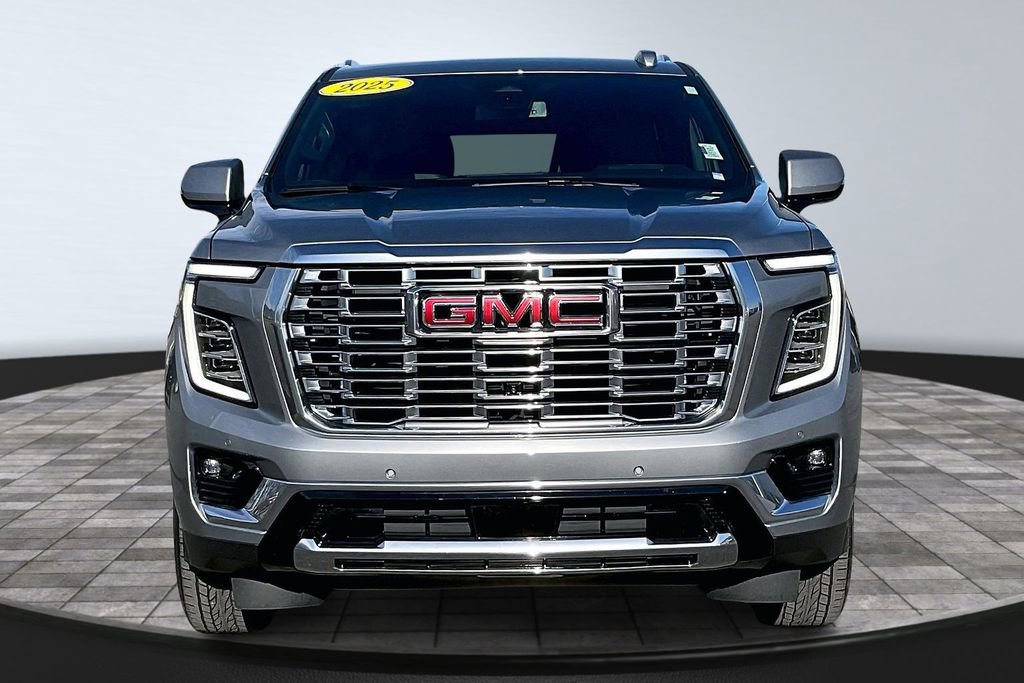 Used 2025 GMC Yukon Denali image 3
