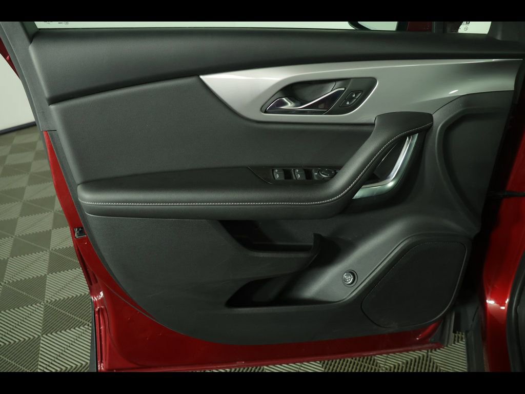 Used 2023 Chevrolet Blazer LT image 22