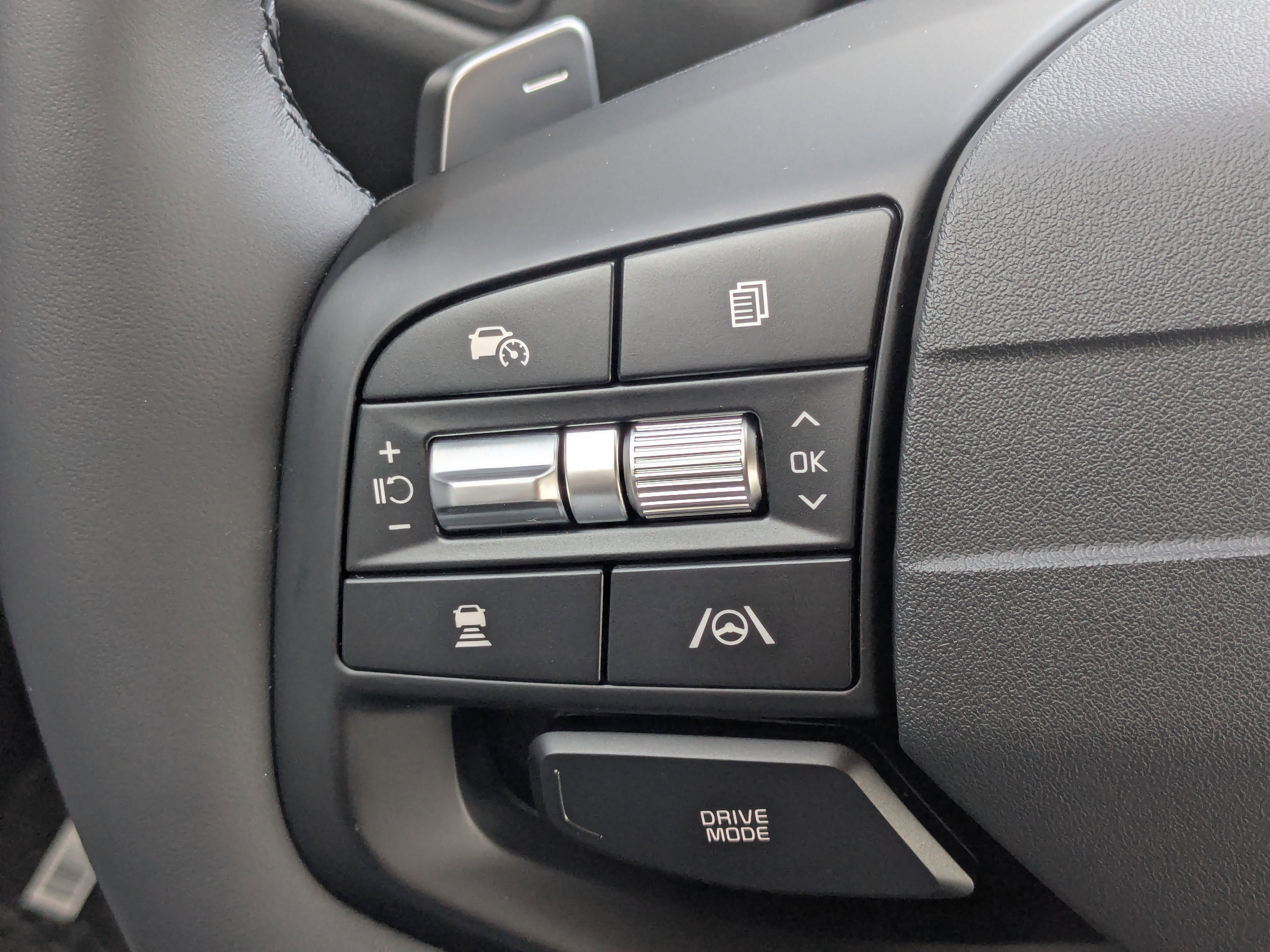 New 2026 Kia Sportage LX FWD image 28