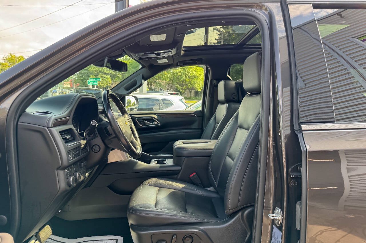 Used 2021 Chevrolet Tahoe LT w/ LT Signature Package AWD/4WD image 22