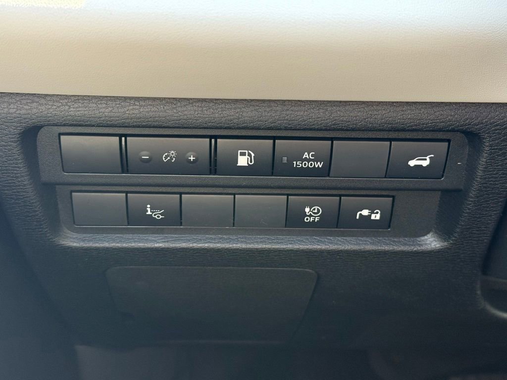 New 2025 Mitsubishi Outlander SEL image 9