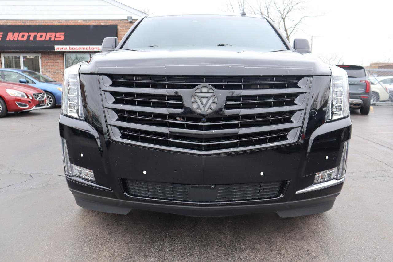 Used 2017 Cadillac Escalade Platinum AWD/4WD image 8