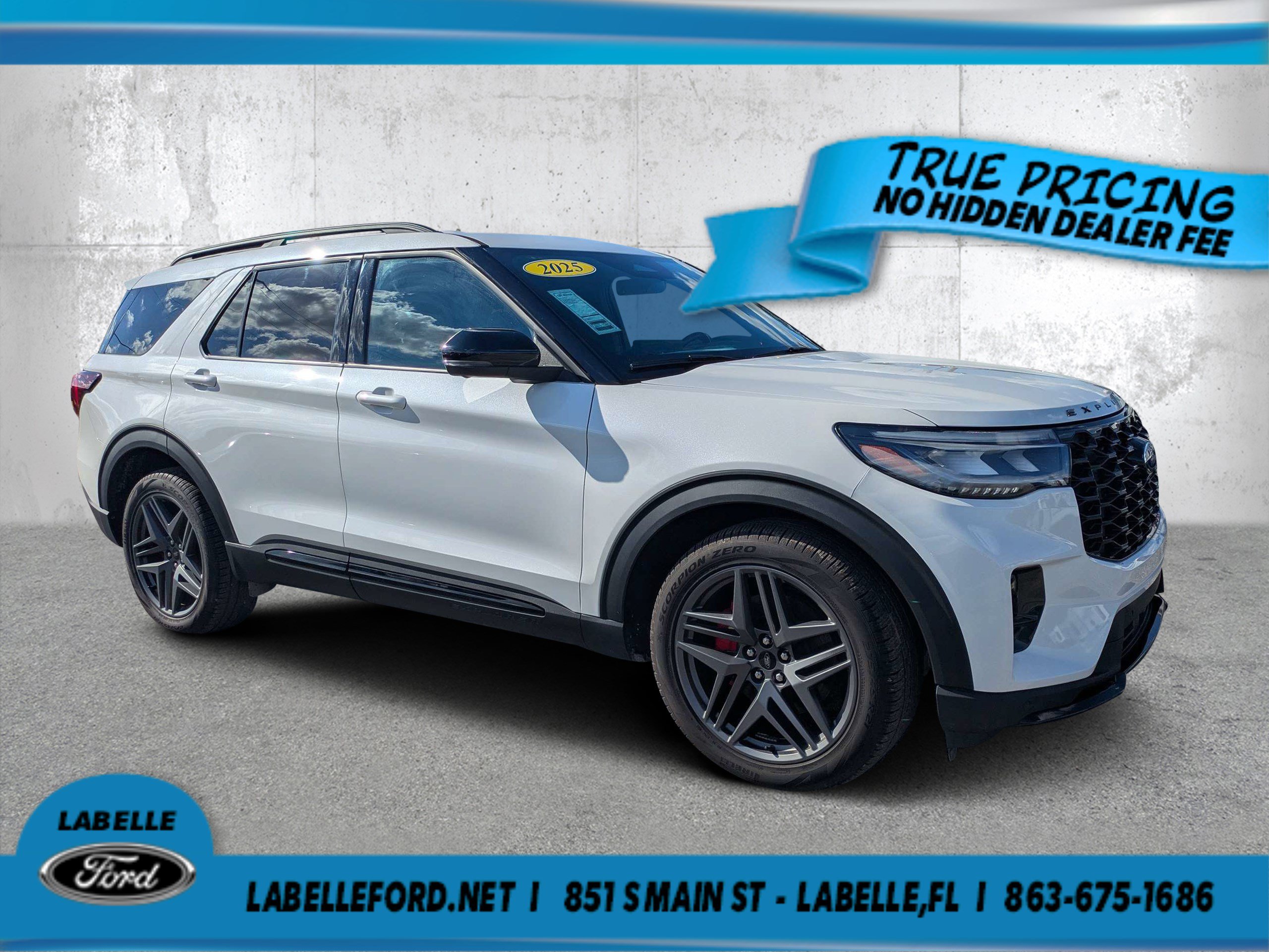Used 2025 Ford Explorer ST AWD/4WD image 1