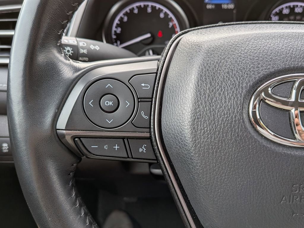 Used 2023 Toyota Camry SE image 18