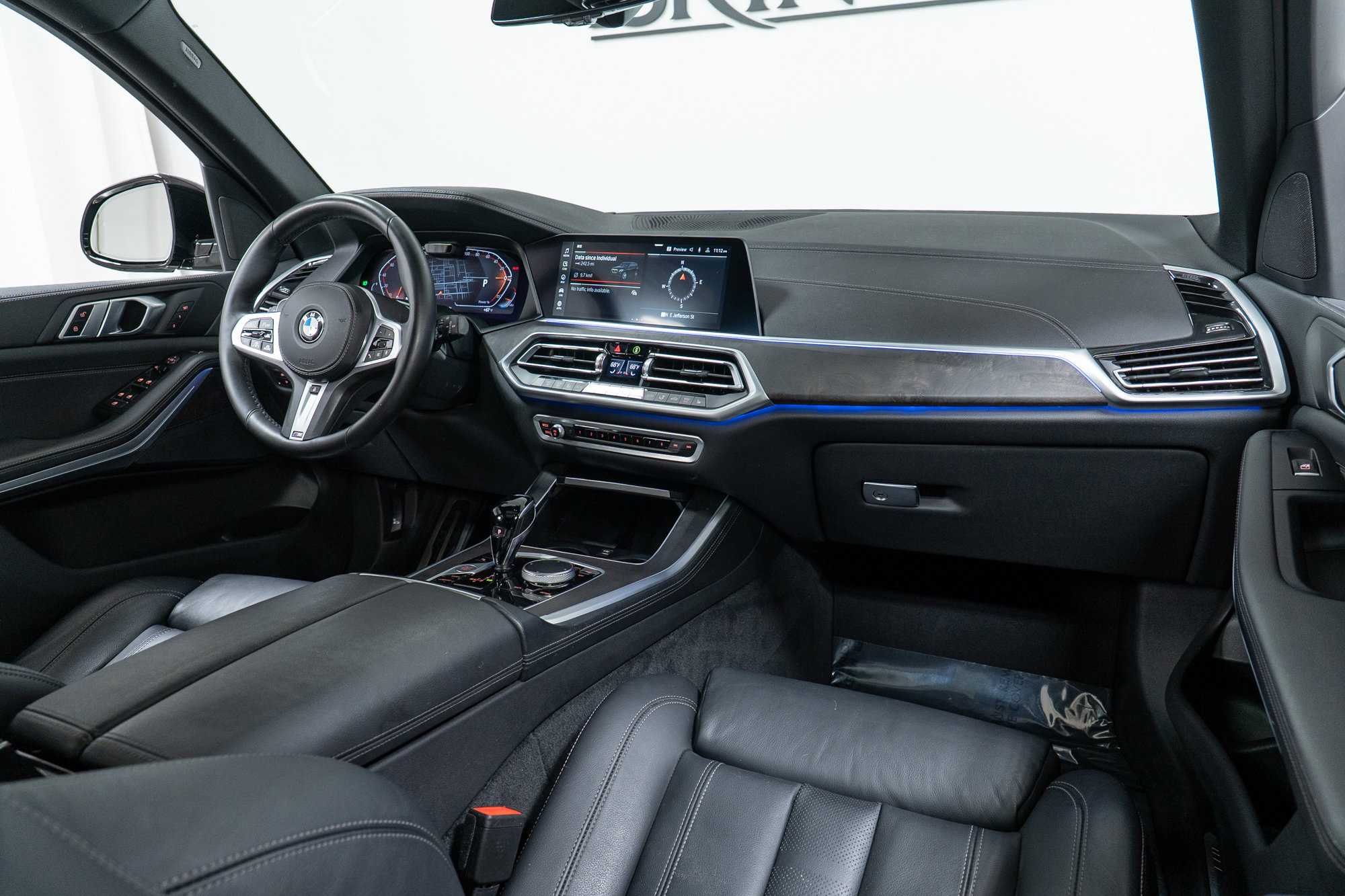 Certified 2022 BMW X5 xDrive40i w/ M Sport Package image 14