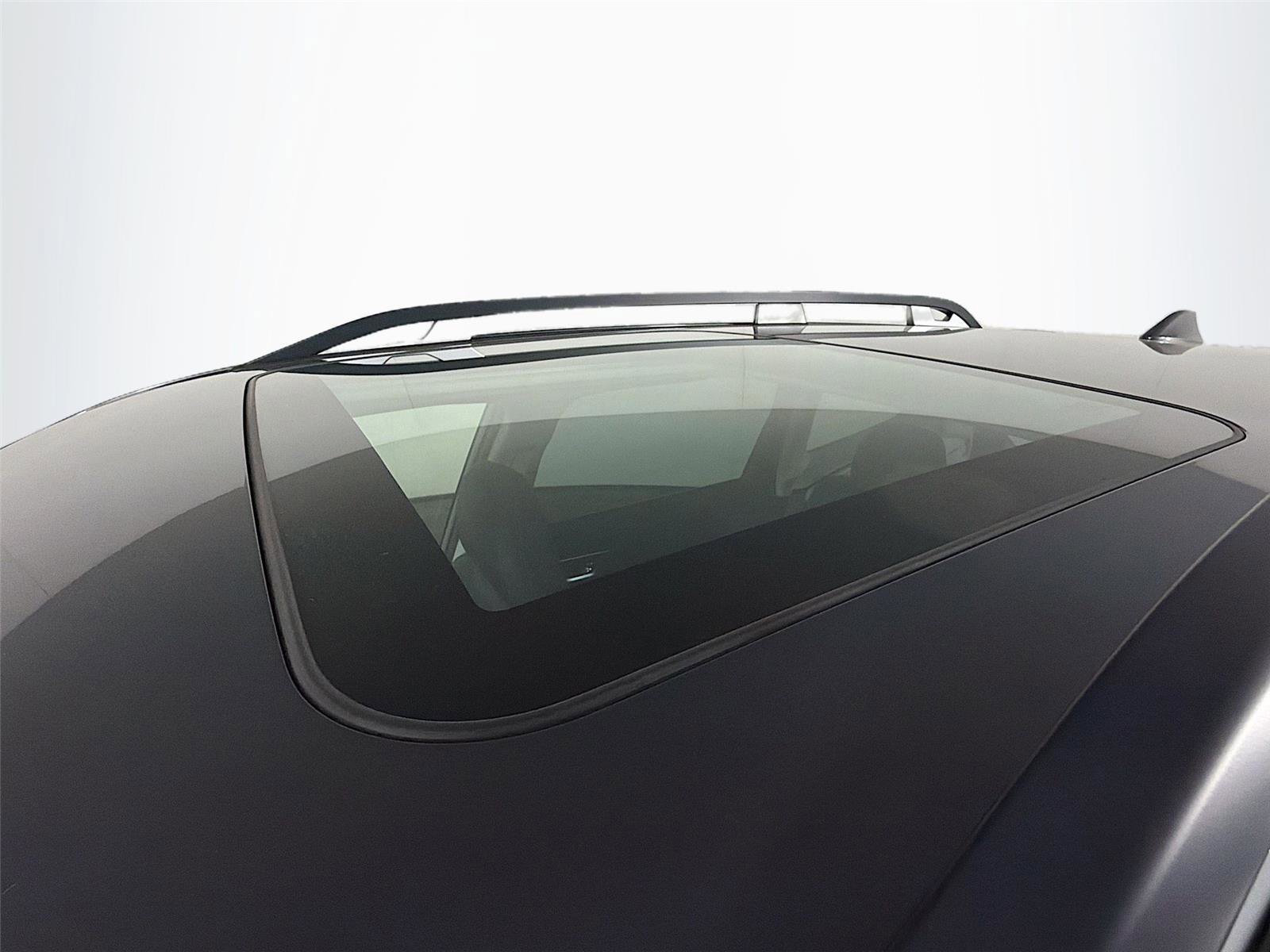 Used 2021 Subaru Forester Touring image 14