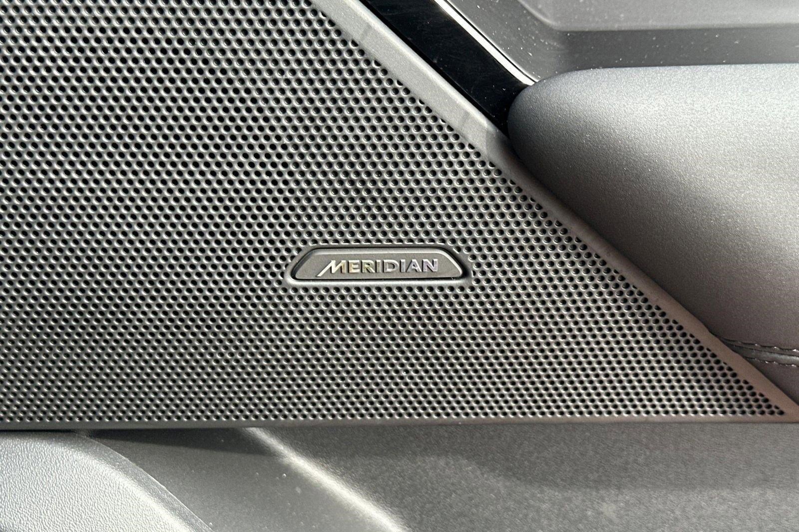 Used 2026 Land Rover Range Rover Velar S image 25