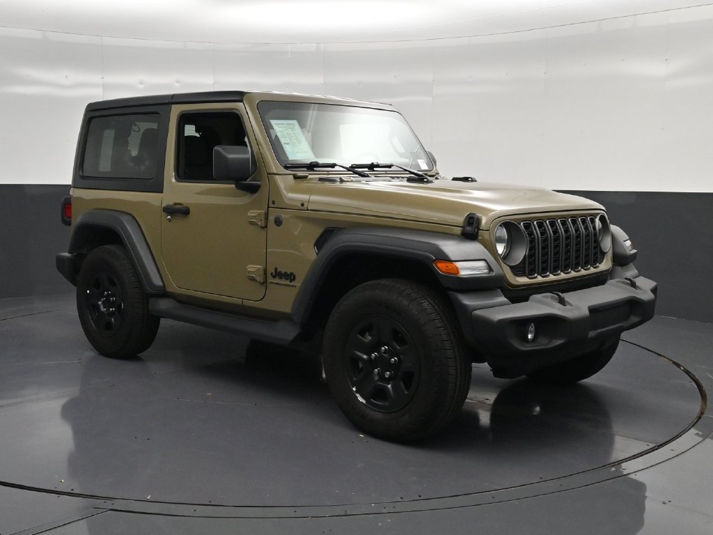 Used 2026 Jeep Wrangler Sport AWD/4WD image 5