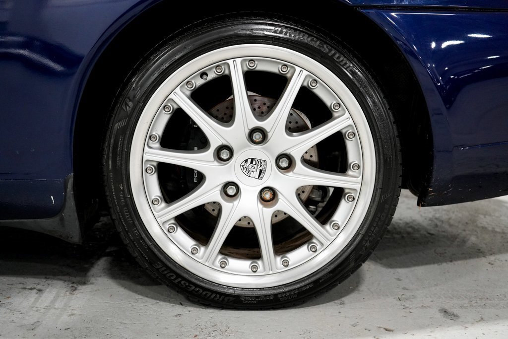 Used 2001 Porsche 911 Carrera image 18