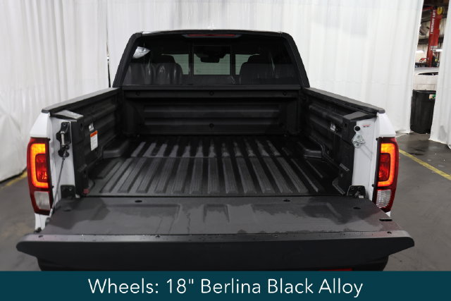 New 2026 Honda Ridgeline Black Edition image 11