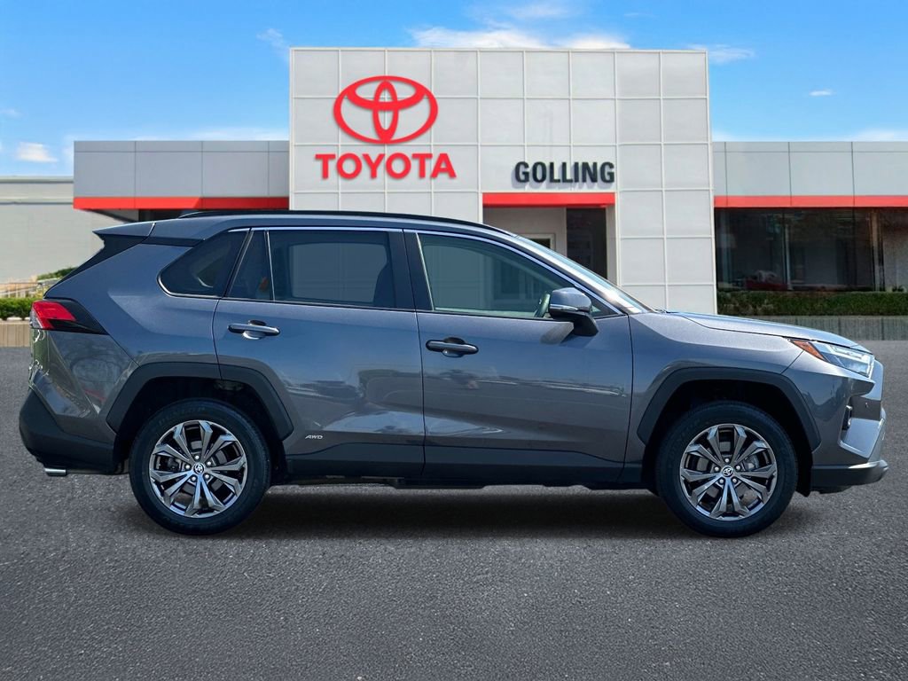 Used 2024 Toyota RAV4 XLE Premium w/ Weather Package AWD/4WD image 6