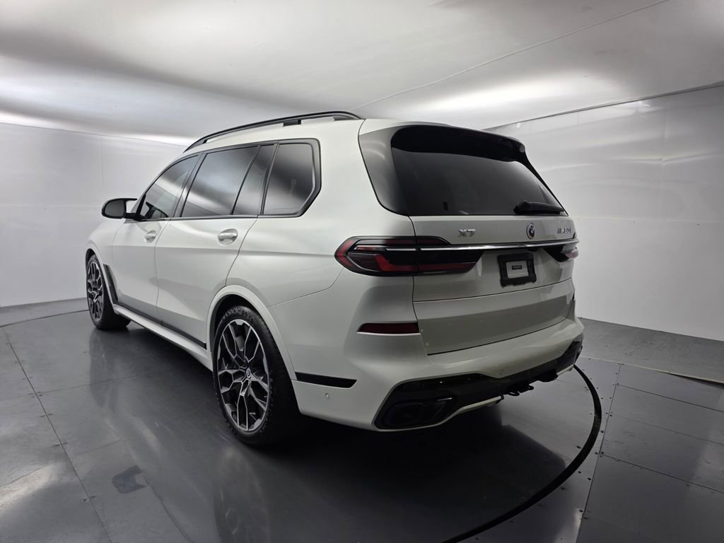 Used 2023 BMW X7 M60i w/ Executive Package AWD/4WD image 6