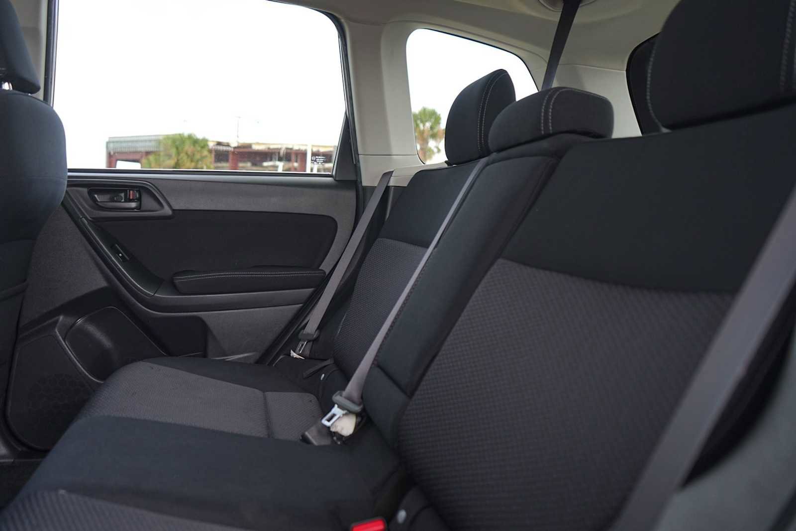 Used 2015 Subaru Forester 2.5i Premium w/ All-Weather Package image 14