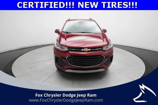 Used 2022 Chevrolet Trax LT w/ LT Convenience Package image 11