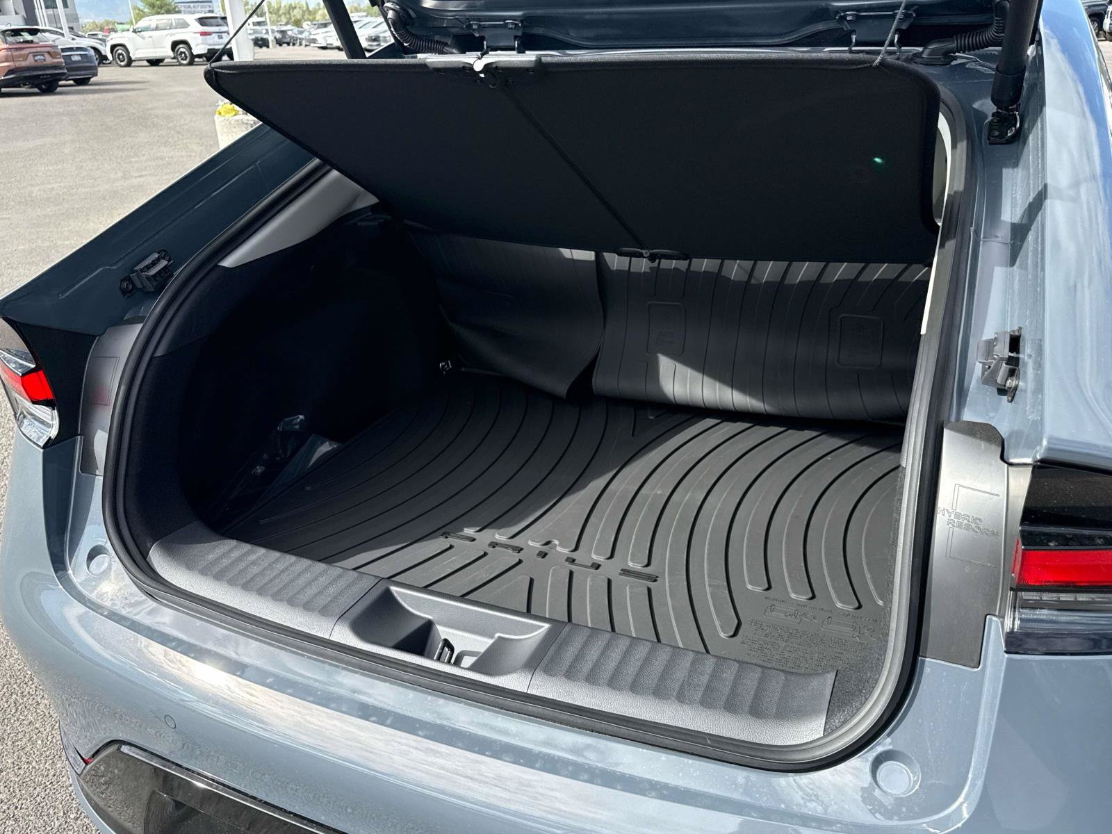 New 2027 Toyota Prius Limited FWD image 12