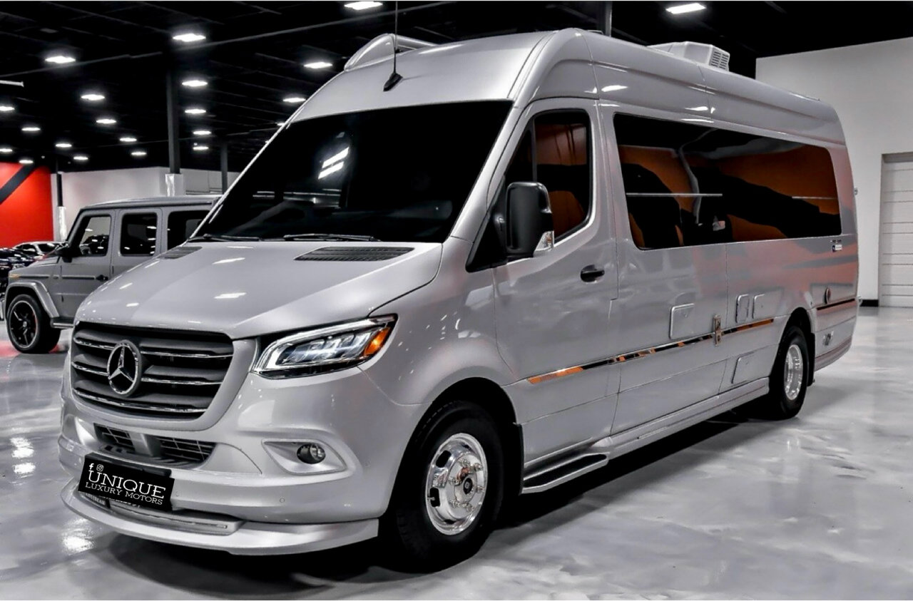 Used 2022 Mercedes-Benz Sprinter 3500 image 4