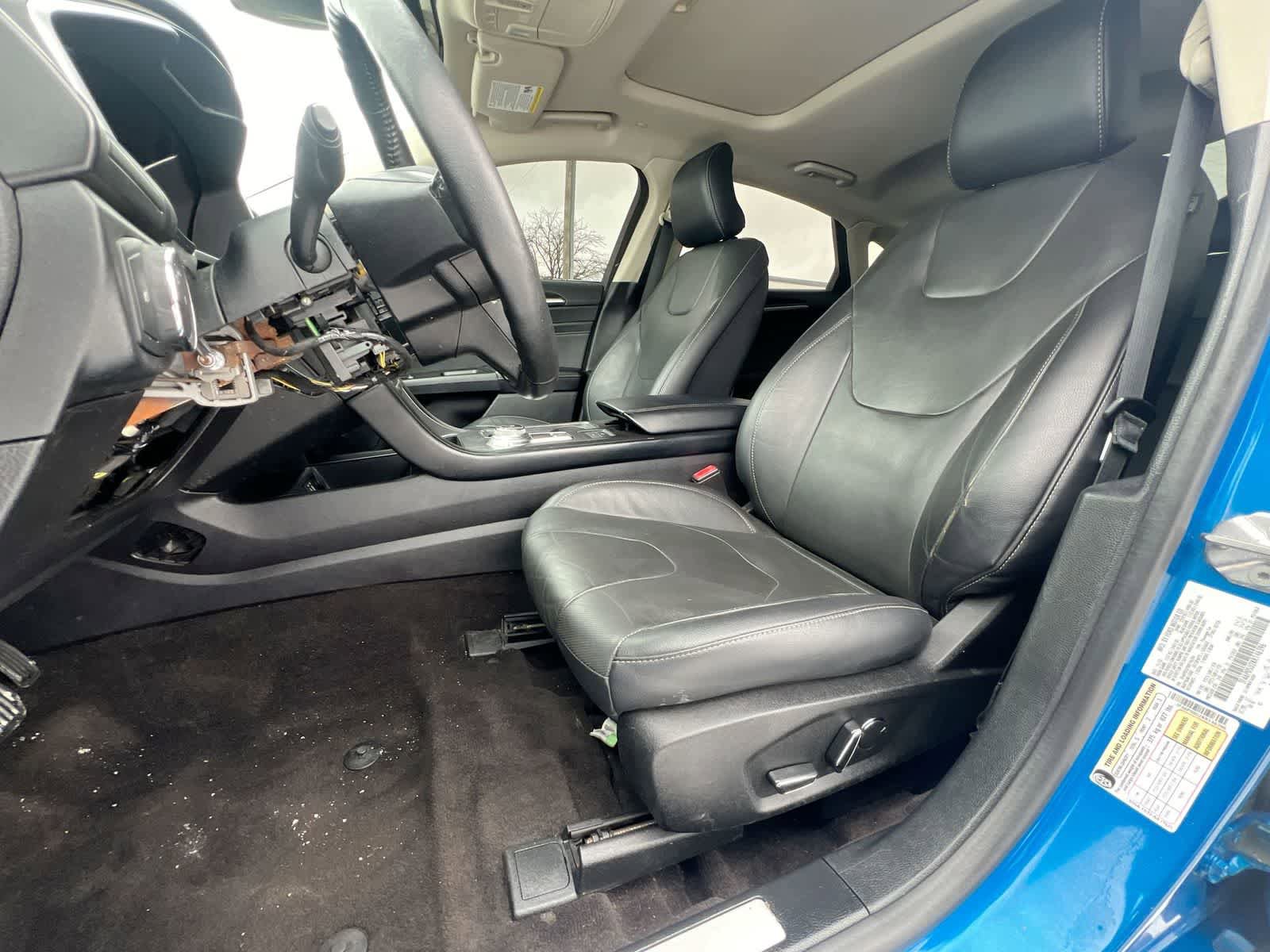 Used 2019 Ford Fusion Energi Titanium FWD image 16