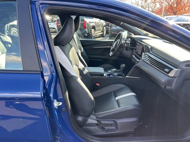 Used 2025 Toyota Camry SE image 15