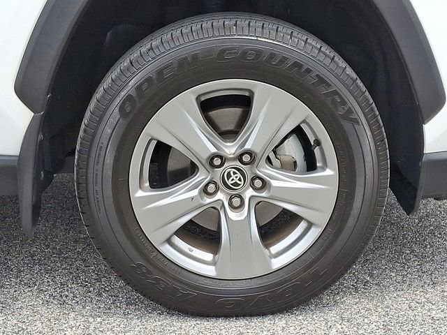 Used 2024 Toyota RAV4 XLE w/ Convenience Package AWD/4WD image 11