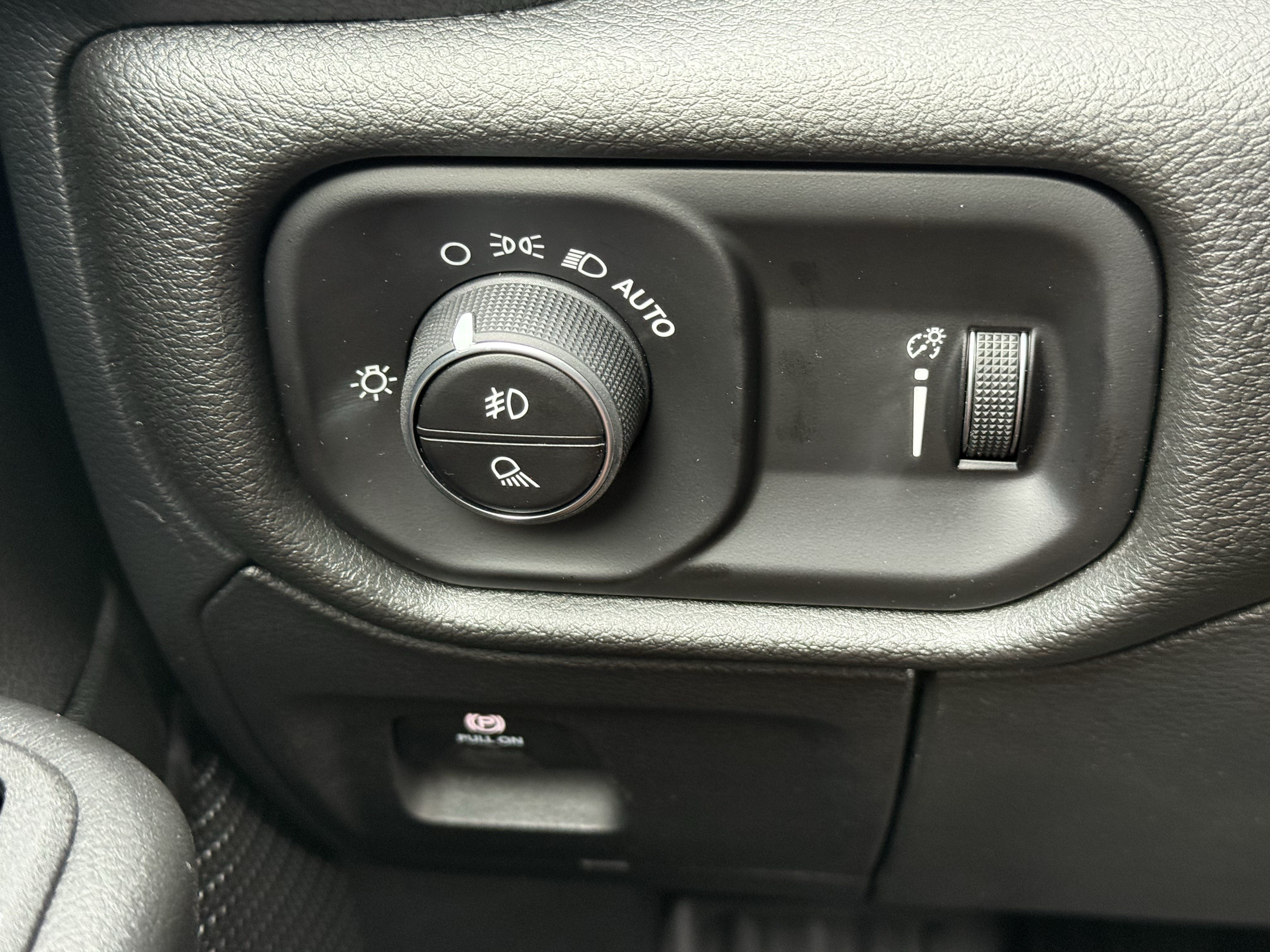 New 2026 RAM 1500 Warlock AWD/4WD image 27
