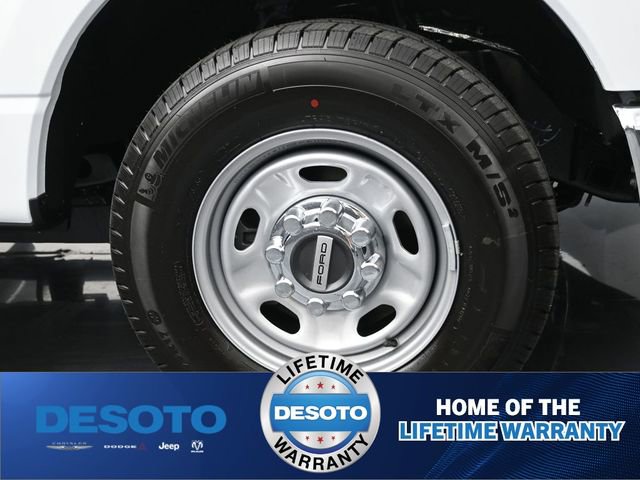 New 2025 Ford F250 XL w/ XL Chrome Package image 29