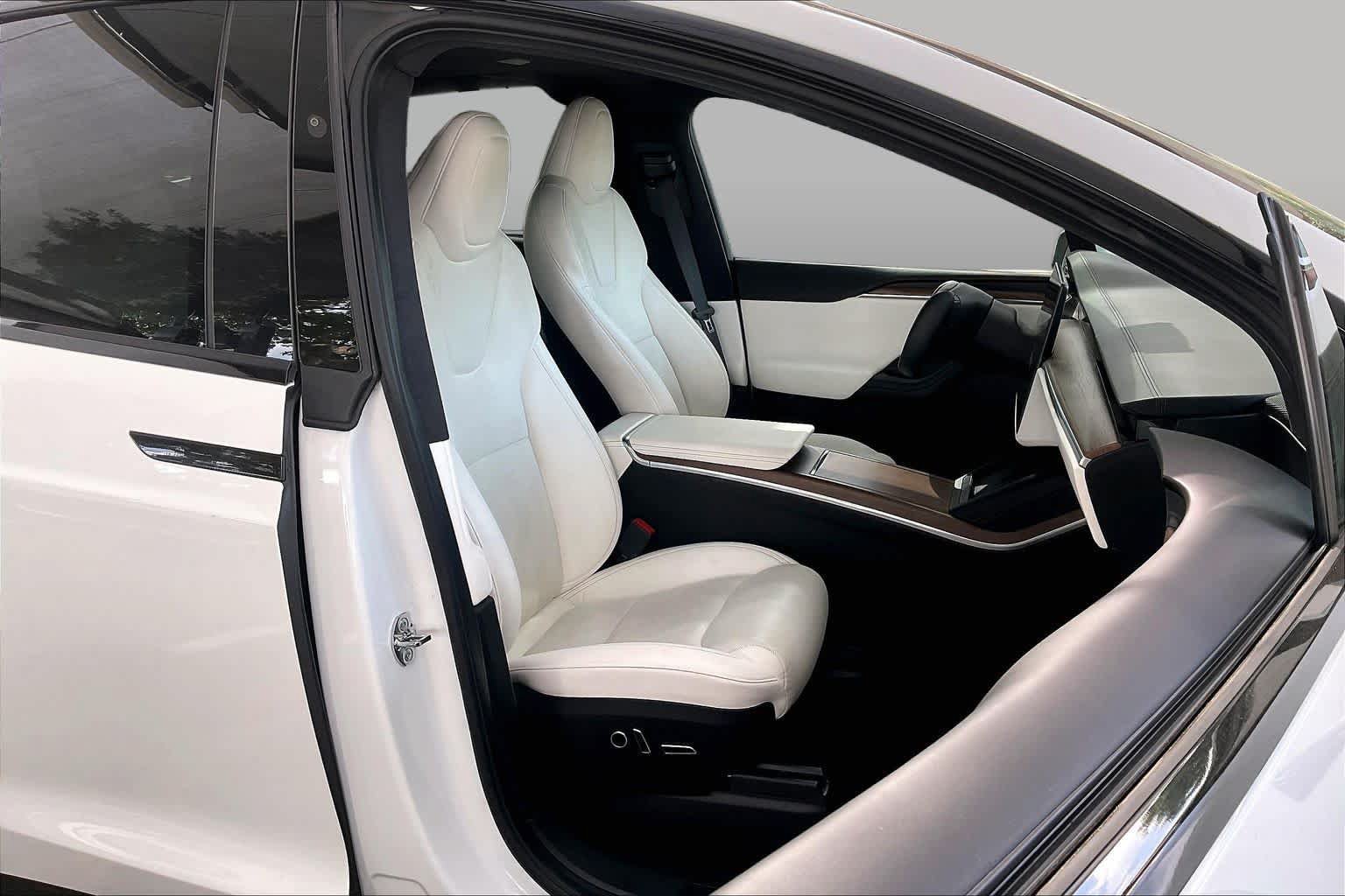 Used 2022 Tesla Model X AWD/4WD image 9