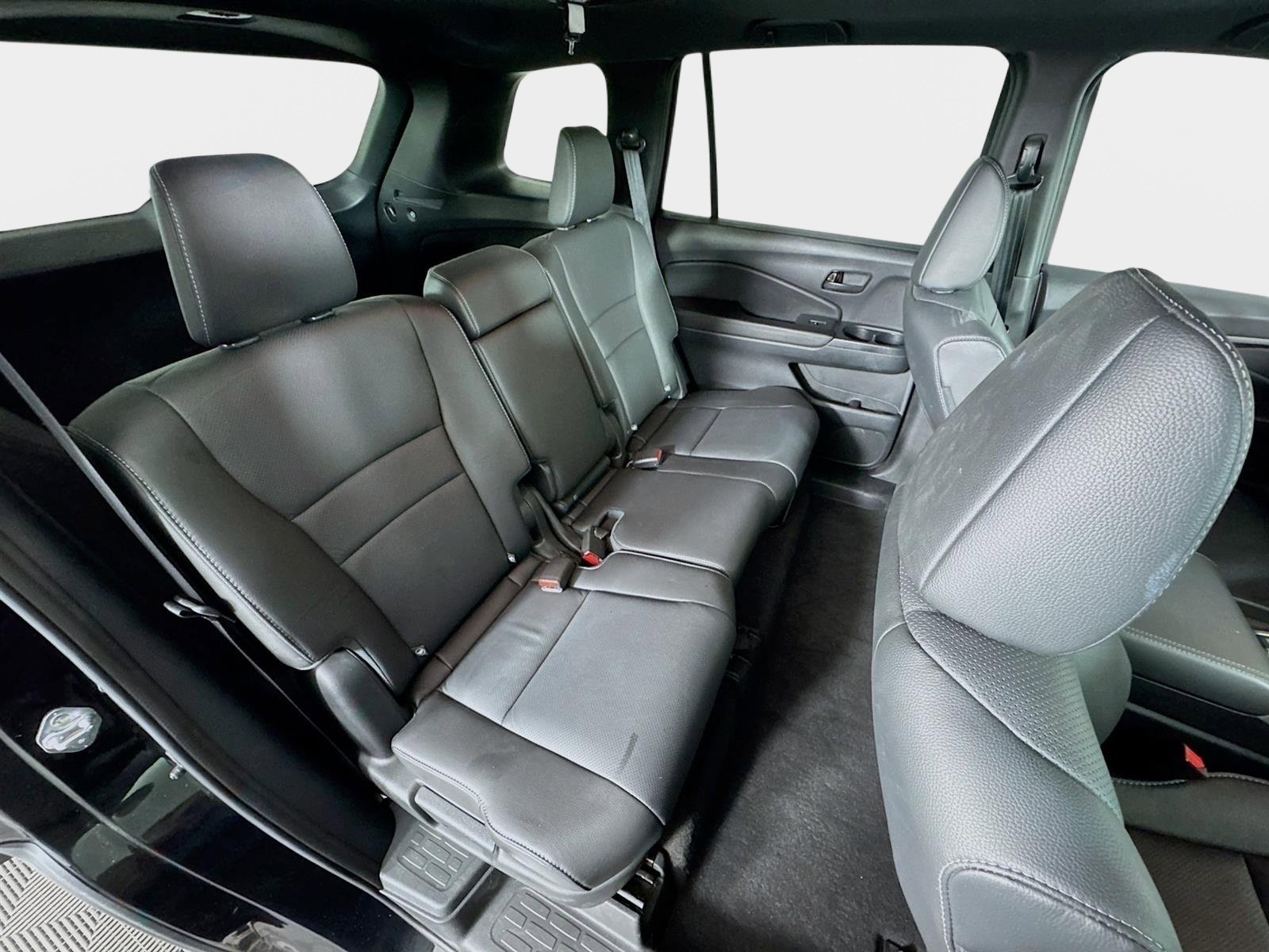 Used 2025 Honda Passport EX-L image 28