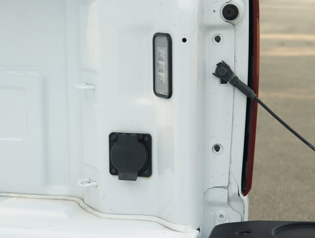 Used 2023 Chevrolet Silverado 1500 LT image 28